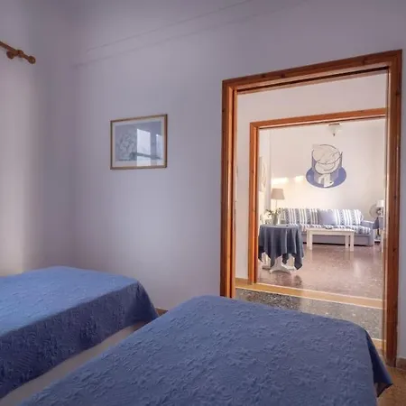 Dom wakacyjny House In Castle *